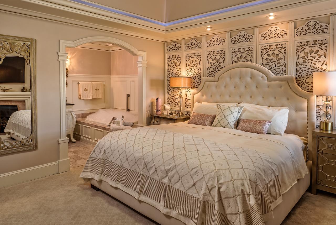 Touchet Cameo Heights Mansion And The Vine Fine Dining Restaurant B&B 외부 사진