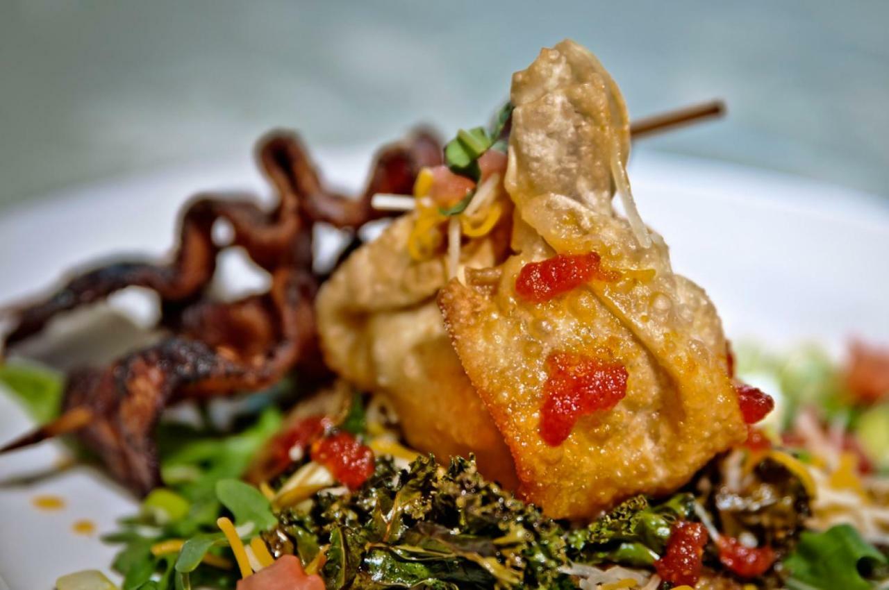 Touchet Cameo Heights Mansion And The Vine Fine Dining Restaurant B&B 외부 사진
