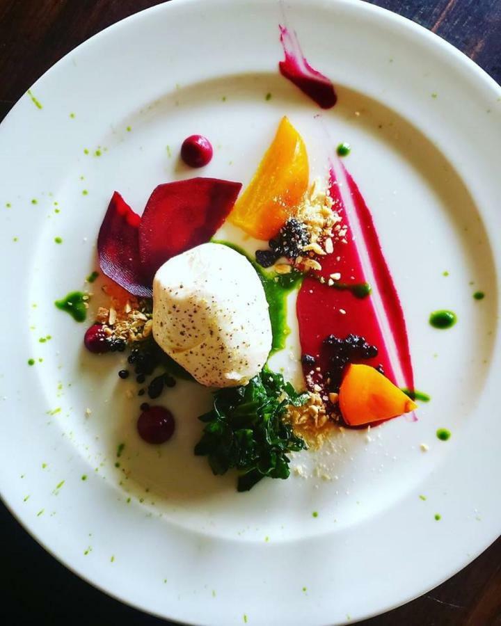 Touchet Cameo Heights Mansion And The Vine Fine Dining Restaurant B&B 외부 사진