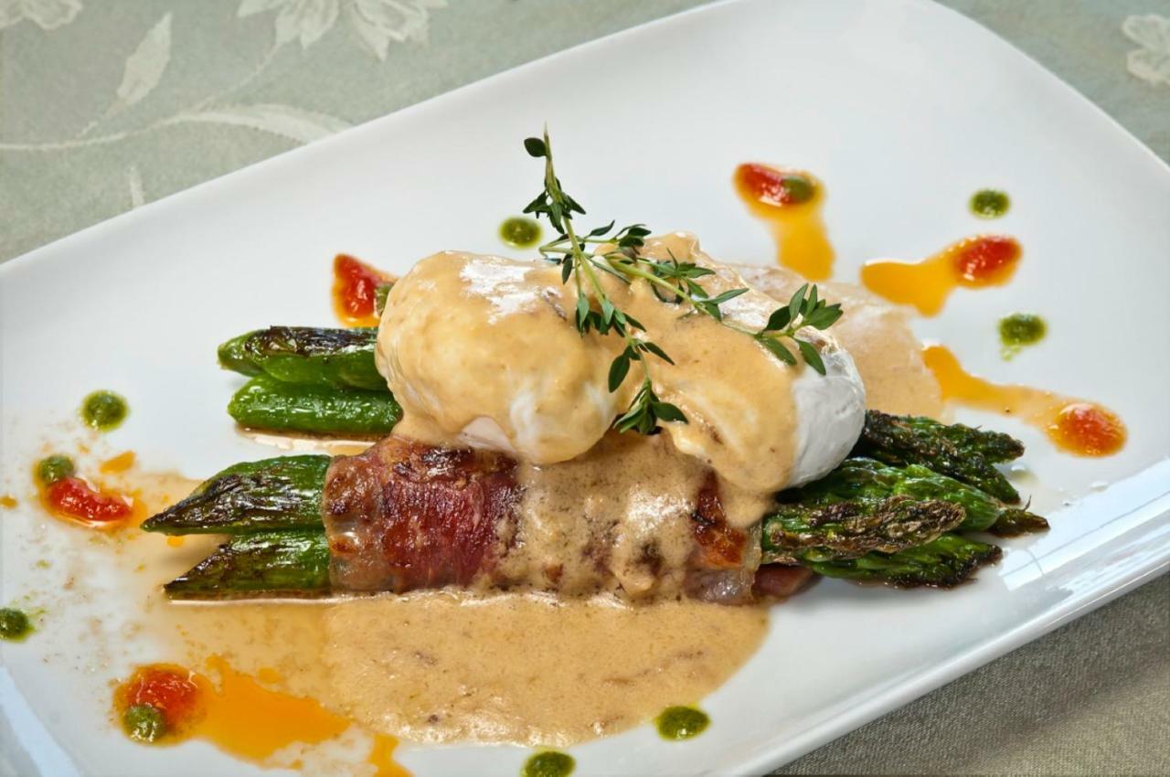 Touchet Cameo Heights Mansion And The Vine Fine Dining Restaurant B&B 외부 사진