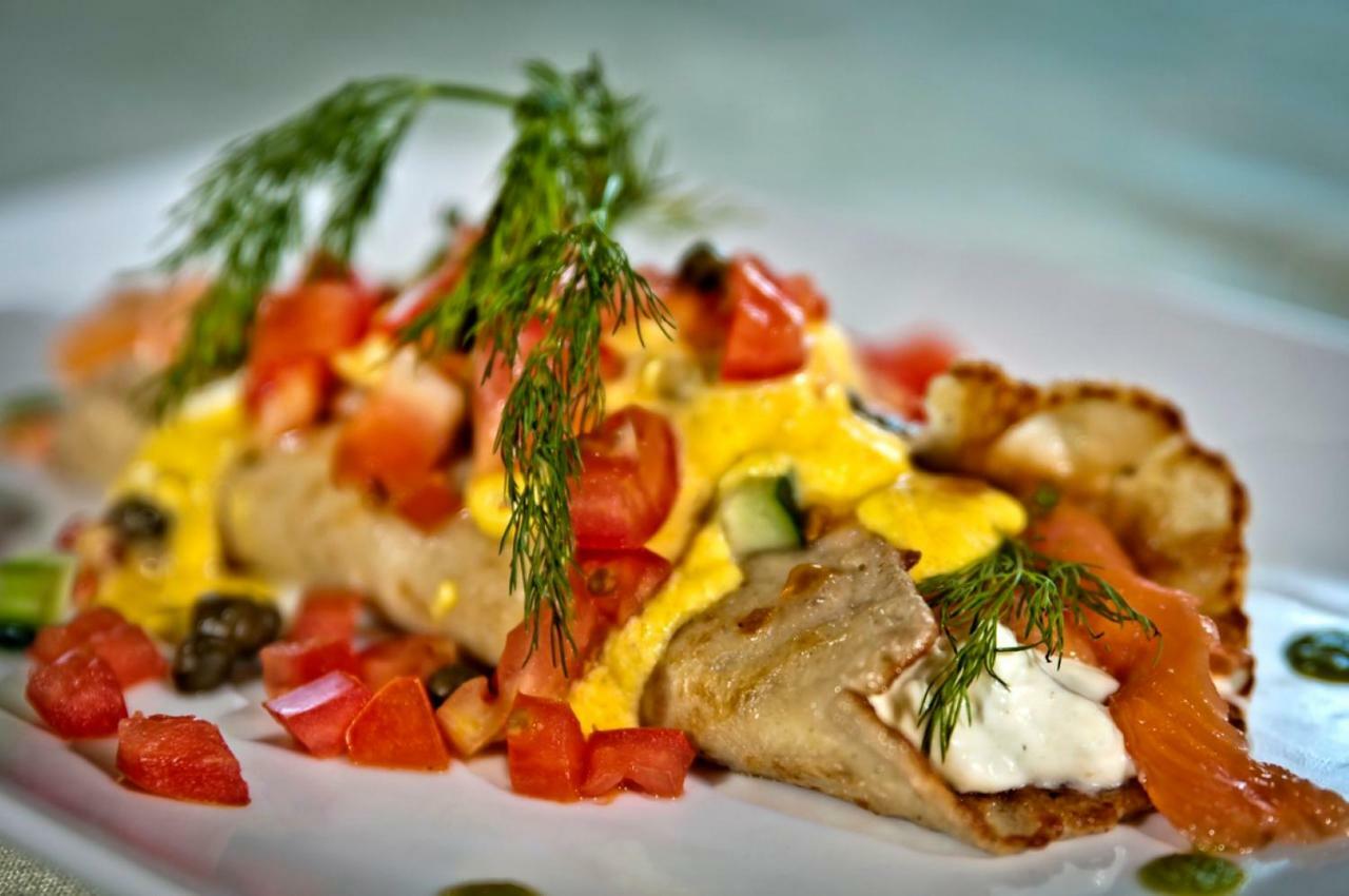 Touchet Cameo Heights Mansion And The Vine Fine Dining Restaurant B&B 외부 사진